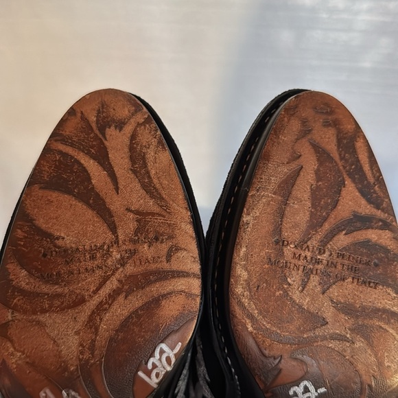 Black and White Embroidered Women's Heeled Mules. Size 8 M - Picture 8 of 10